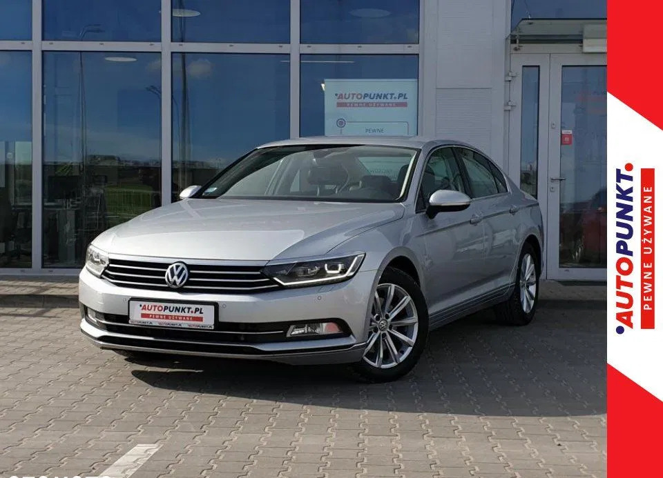 dębno Volkswagen Passat cena 84900 przebieg: 131770, rok produkcji 2018 z Dębno